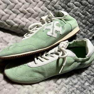 Tory Burch Mint Green/Mint Chip Suede Sneakers Women’s Size 8. NWOT/Box.